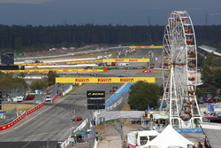 Start action, Sebastian Vettel, Ferrari SF71H, leads Valtteri Bottas, Mercedes AMG F1 W09, Kimi Raikkonen, Ferrari SF71H, Max Verstappen, Red Bull Racing RB14