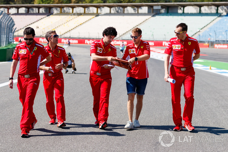 Sebastian Vettel, Ferrari, recorre la pista