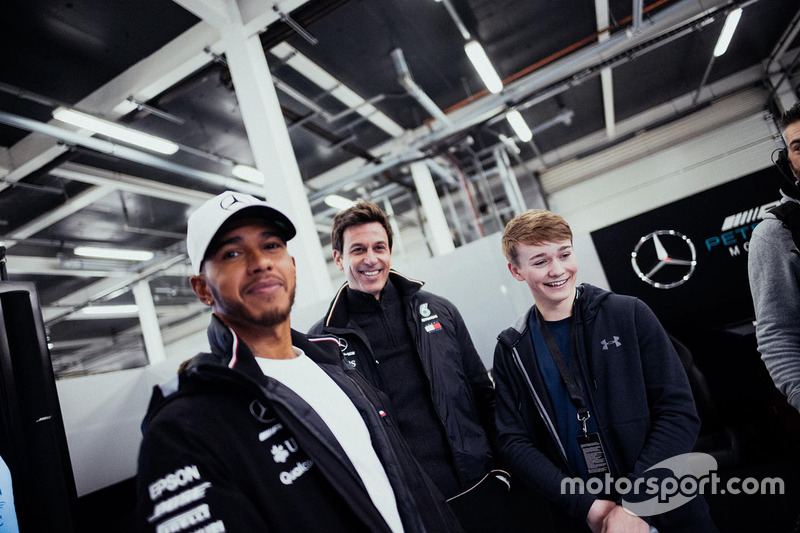 Lewis Hamilton, Mercedes AMG F1, Toto Wolff, directeur exécutif Mercedes AMG F1, Billy Monger