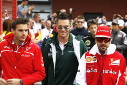 Jules Bianchi, Marussia F1 Team, Andre Lotterer, Caterham F1, y Fernando Alonso, Ferrari
