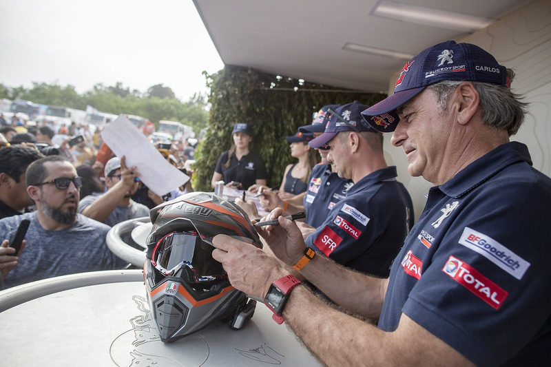 Sébastien Loeb, Cyril Despres, Stephane Peterhansel, Carlos Sainz, Peugeot Sport