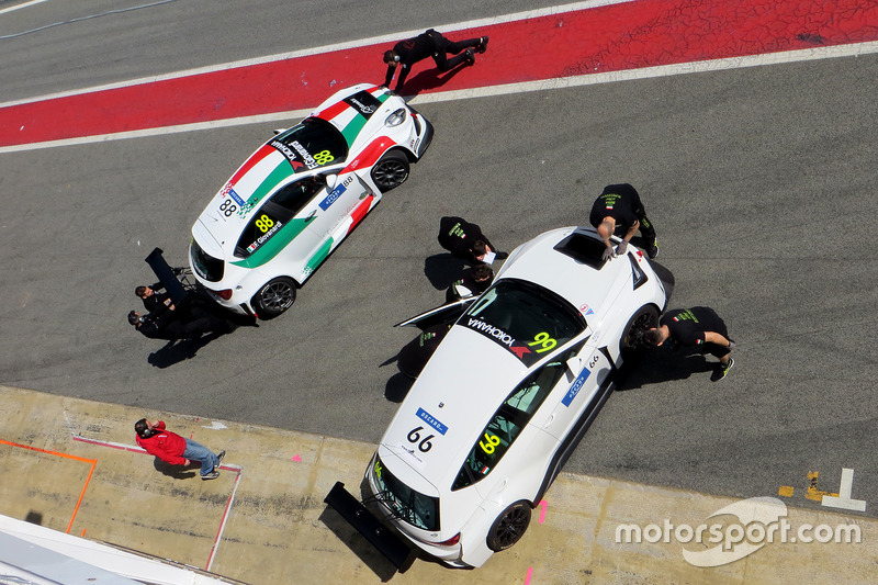 Zsolt Szabó, Zengo Motorsport Cupra TCR, Fabrizio Giovanardi, Team Mulsanne Alfa Romeo Giulietta TCR