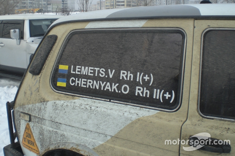 Нива - Віталій Лемець та Олександр Черняк - танки бруду не бояться)