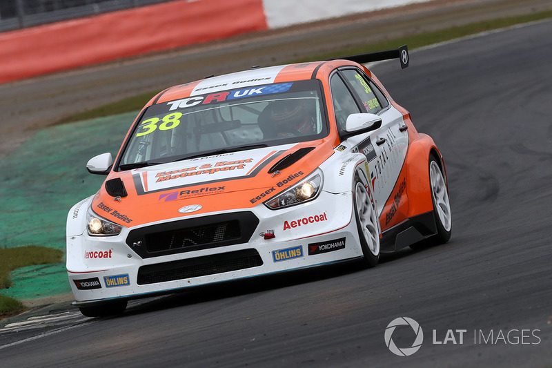 Lewis Kent, Essex and Kent Motorsport Hyundai