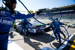 Jimmie Johnson, Hendrick Motorsports Chevrolet pit stop
