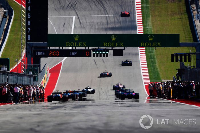 El grupo en la vuelta de formación