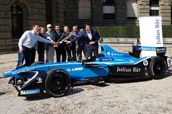 Corine Mauch, StadtPresidentin Zu_rich, Lino Guzzella, President ETH Zu_rich, Alberto Longo, Co-Founder und Chief Championship Officer, Formula E Holdings, Gian Rossi, Leiter Region Schweiz, Julius Ba_r