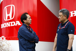 Toyoharu Tanabe, directeur technique F1, Honda, avec Masashi Yamamoto, manager général, Honda Motorsport