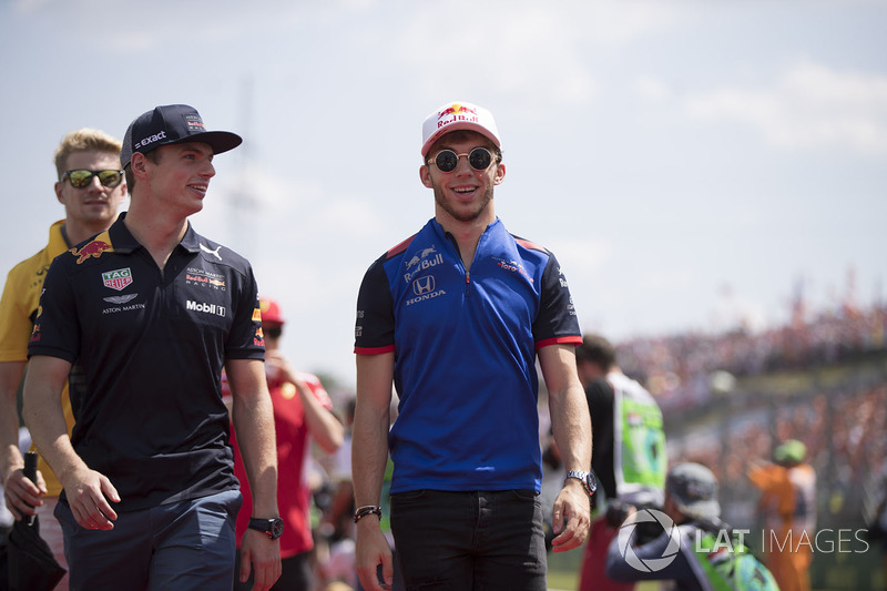 Max Verstappen, Red Bull Racing y Pierre Gasly, Toro Rosso