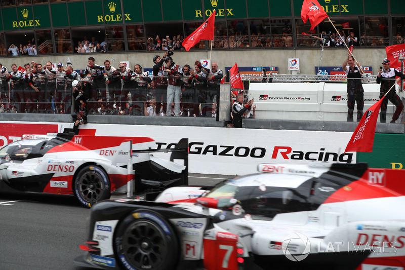 #8 Toyota Gazoo Racing Toyota TS050: Sébastien Buemi, Kazuki Nakajima, Fernando Alonso  and #7 Toyota Gazoo Racing Toyota TS050: Mike Conway, Kamui Kobayashi, Jose Maria Lopez