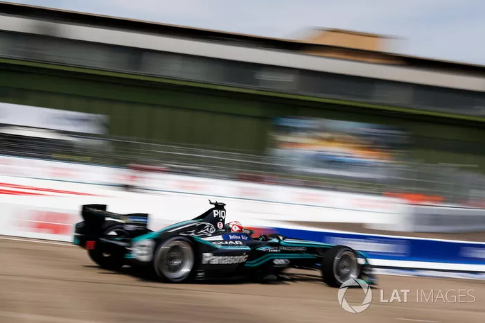 Nelson Piquet Jr., Jaguar Racing