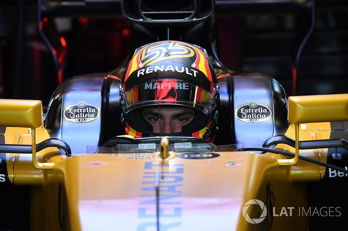 Carlos Sainz Jr., Renault Sport F1 Team RS17