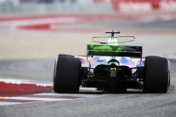 Flujo de pintura en el ala posterior del Brendon Hartley, Scuderia Toro Rosso STR12