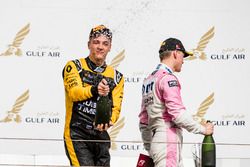 Podium : le vainqueur Artem Markelov, RUSSIAN TIME