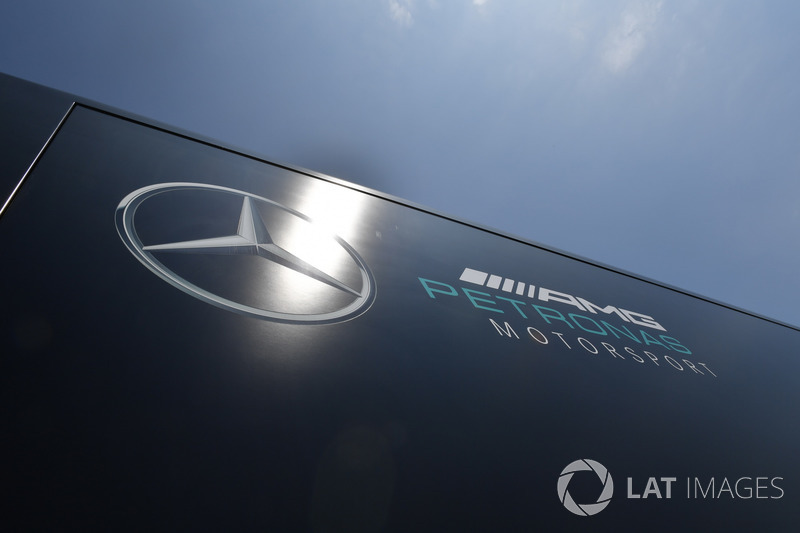 Mercedes AMG F1 logo