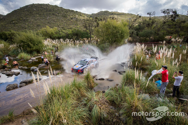 Thierry Neuville, Nicolas Gilsoul, Hyundai i20 WRC, Hyundai Motorsport