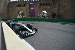 Льюис Хэмилтон, Mercedes AMG F1 W09