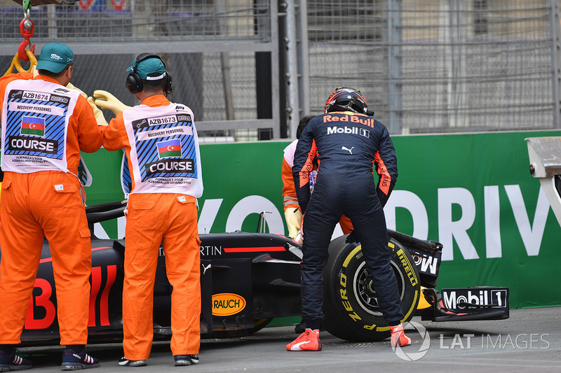 Авария: Макс Ферстаппен, Red Bull Racing RB14