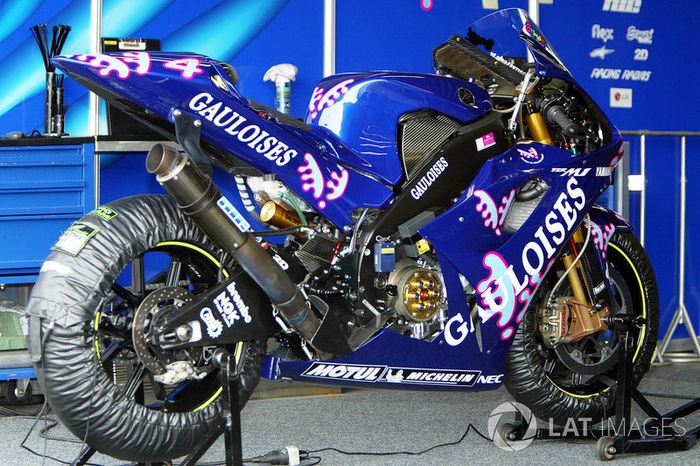 Gauloises Yamaha - Alex Barros - GP del Pacífico 2003