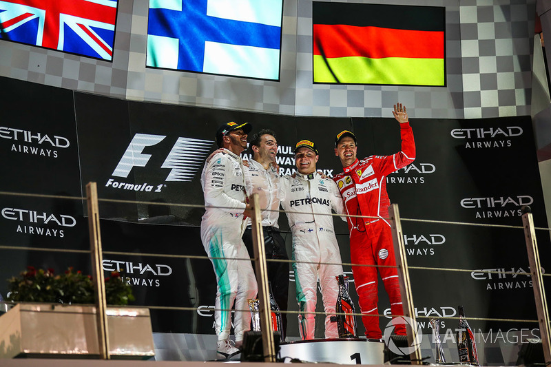Podium: race winner Valtteri Bottas, Mercedes AMG F1, second place Lewis Hamilton, Mercedes AMG F1,