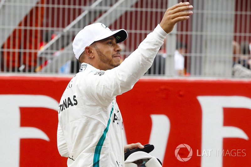 Lewis Hamilton, Mercedes AMG F1, celebrates taking pole position