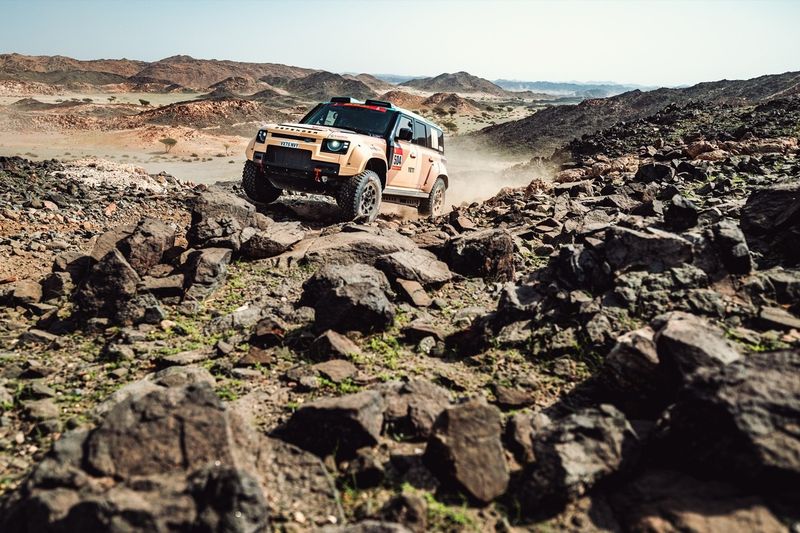 #504 Defender Rally, Defender D7X-R: Sara Price, Sean Berriman 