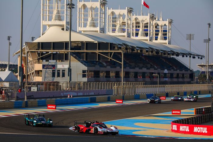 #5 Porsche Penske Motorsport Porsche 963: Julien Andlauer, Mathieu Jaminet, Laurin Heinrich