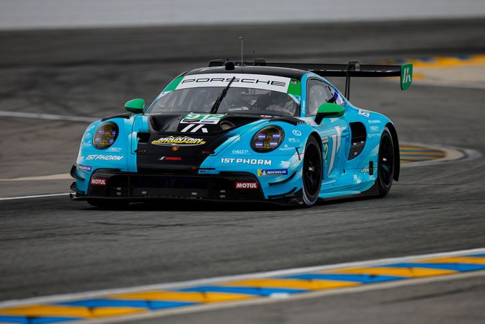#912 Manthey 1St Phorm Porsche 911: Ryan Hardwick, Richard Lietz, Morris Schuring, Riccardo Pera