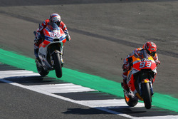 Marc Marquez, Repsol Honda Team, Dovizioso British MotoGP 2017