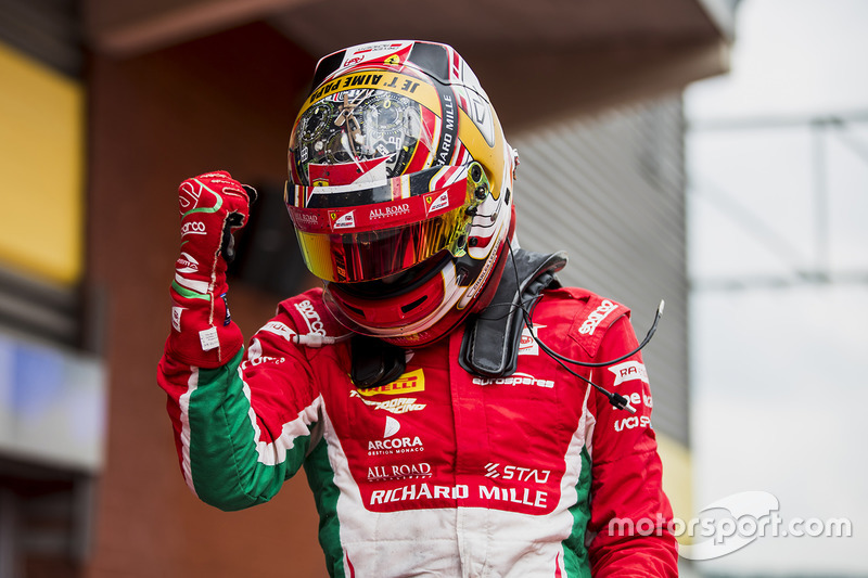 <img src="https://cdn-2.motorsport.com/static/img/cfp/0/0/0/100/142/s3/monaco-2.jpg" alt="" width="20" height="12" /> Шарль Леклер, Prema Racing (Формула 2, чемпион, 282 очка, семь побед и три подиума)
