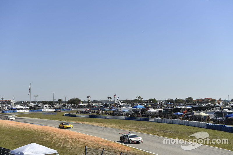#93 Michael Shank Racing Acura NSX: Andy Lally, Katherine Legge, Mark Wilkins