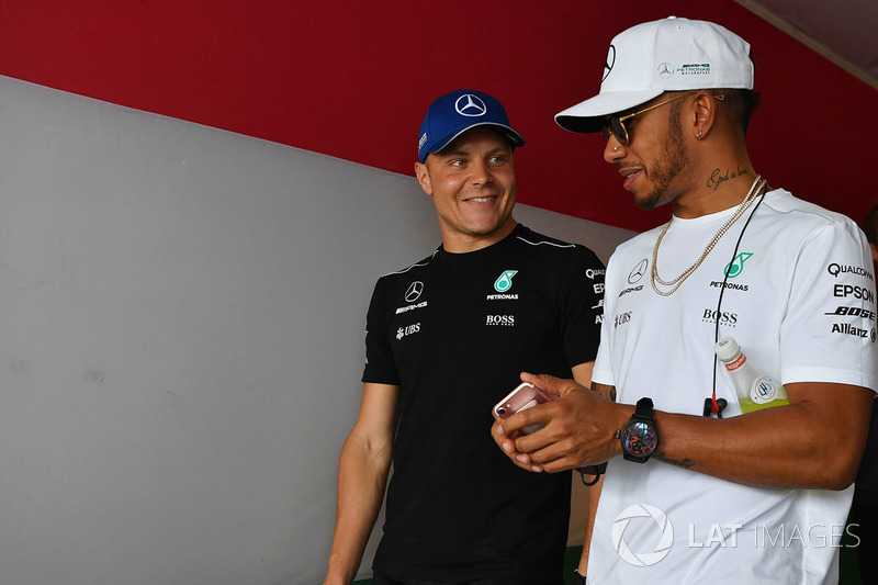 Valtteri Bottas, Mercedes AMG F1, Lewis Hamilton, Mercedes AMG F1