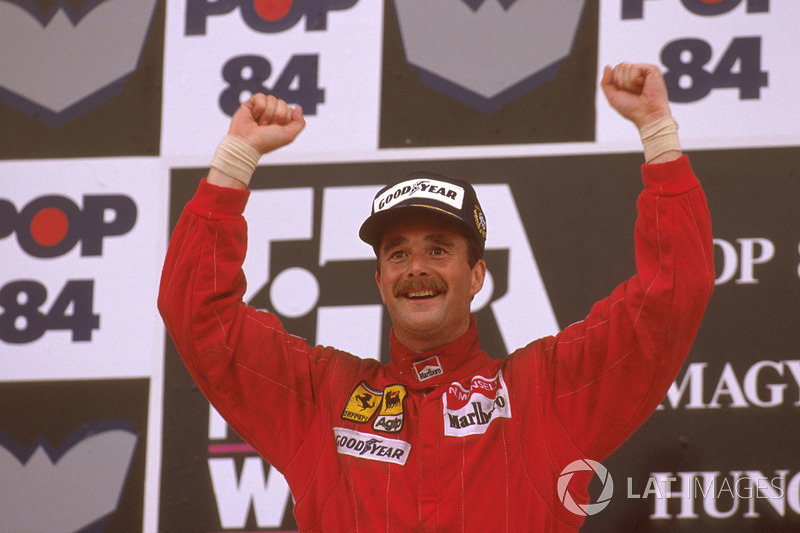 Podium : le vainqueur Nigel Mansell, Ferrari