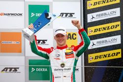 Podium : le troisième Maximilian Günther, Prema Powerteam, Dallara F317  Mercedes-Benz