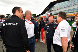 Cyril Abiteboul, Managing Director de Renault Sport F1, Dr. Helmut Marko, Red Bull Motorsport consul