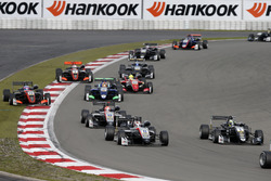 Joel Eriksson, Motopark Dallara F317 - Volkswagen, Tadasuke Makino, Hitech Grand Prix, Dallara F317