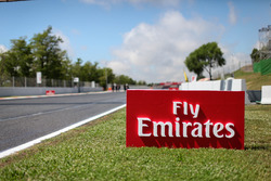 Баннер Fly Emirates