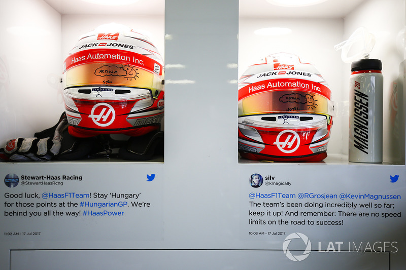 Helmets for Kevin Magnussen, Haas F1 Team