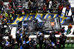 Ganador de la carrera Christopher Bell, Kyle Busch Motorsports Toyota