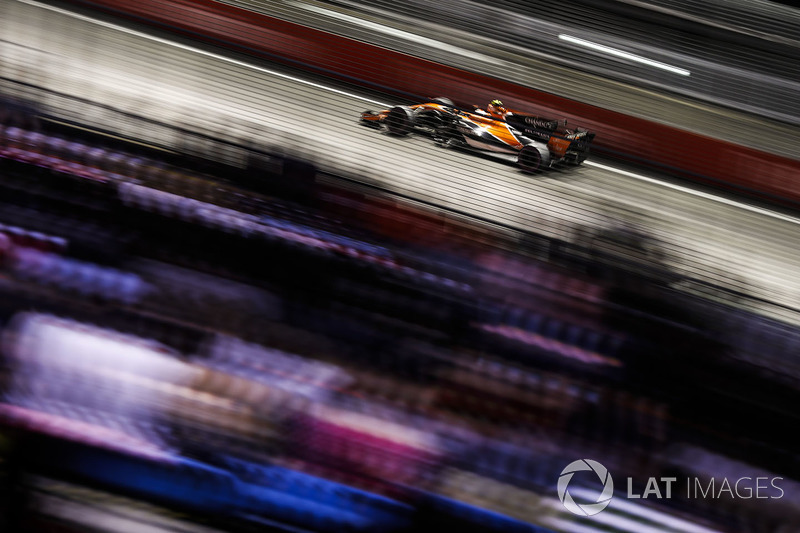 Stoffel Vandoorne, McLaren MCL32