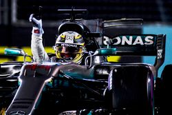 Lewis Hamilton, Mercedes AMG F1 W08, celebrates victory by waving from his cockpit