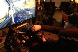 Petter Solberg di acara pengumuman DiRT 4