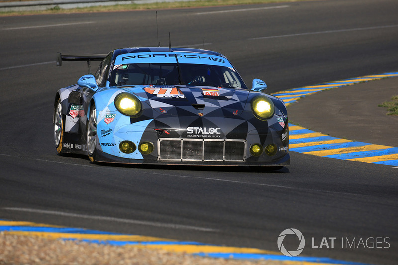 #77 Dempsey Proton Competition Porsche 911 RSR: Christian Ried, Matteo Cairoli, Marvin Dienst