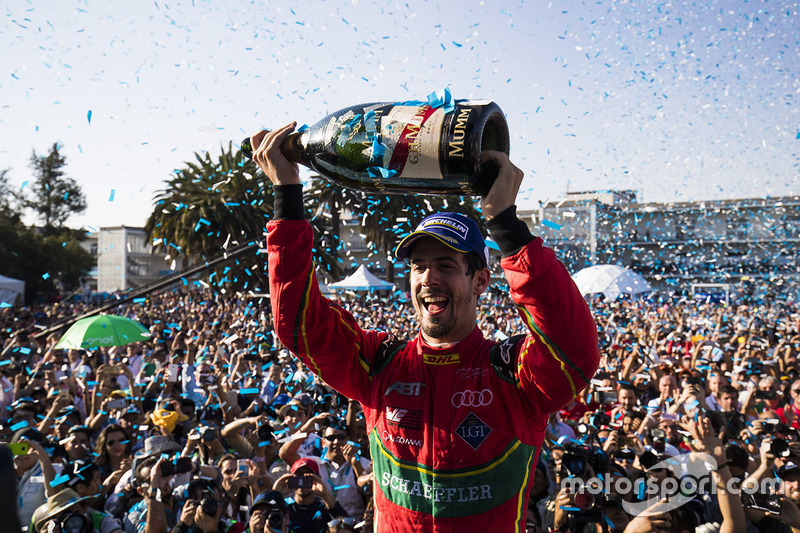 Podium: winner Lucas Di Grassi, ABT Schaeffler Audi Sport