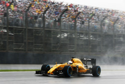 Kevin Magnussen, Renault Sport F1 Team RS16