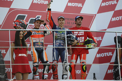Podium: race winner Jorge Lorenzo, Yamaha Factory Racing, second place Marc Marquez, Repsol Honda Te