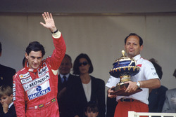 Ayrton Senna, McLaren Honda, 1st position with team boss Ron Dennis, podium
