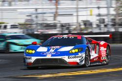 #69 Chip Ganassi Racing Ford GT: Andy Priaulx