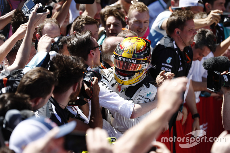 Ganador de la carrera Lewis Hamilton, Mercedes AMG F1 W08