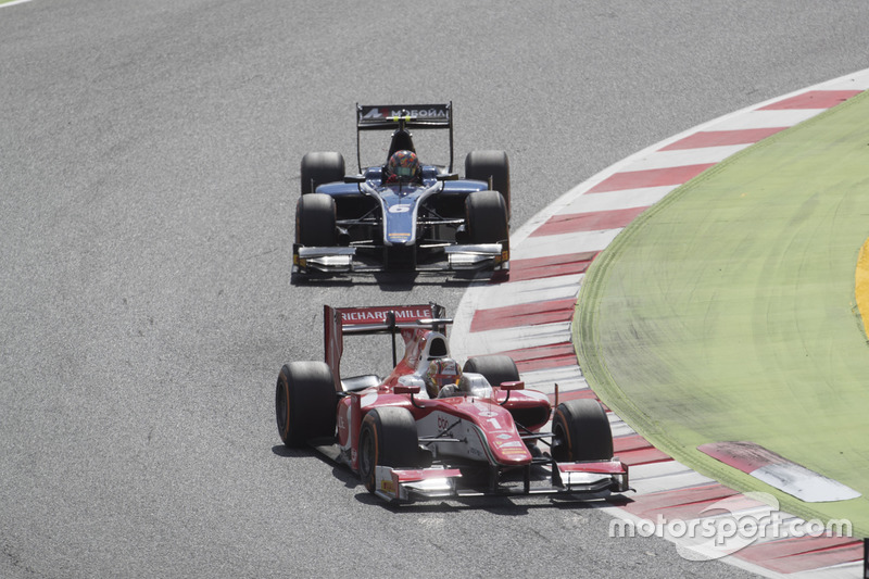 Charles Leclerc, PREMA Powerteam leading Artem Markelov, RUSSIAN TIME
